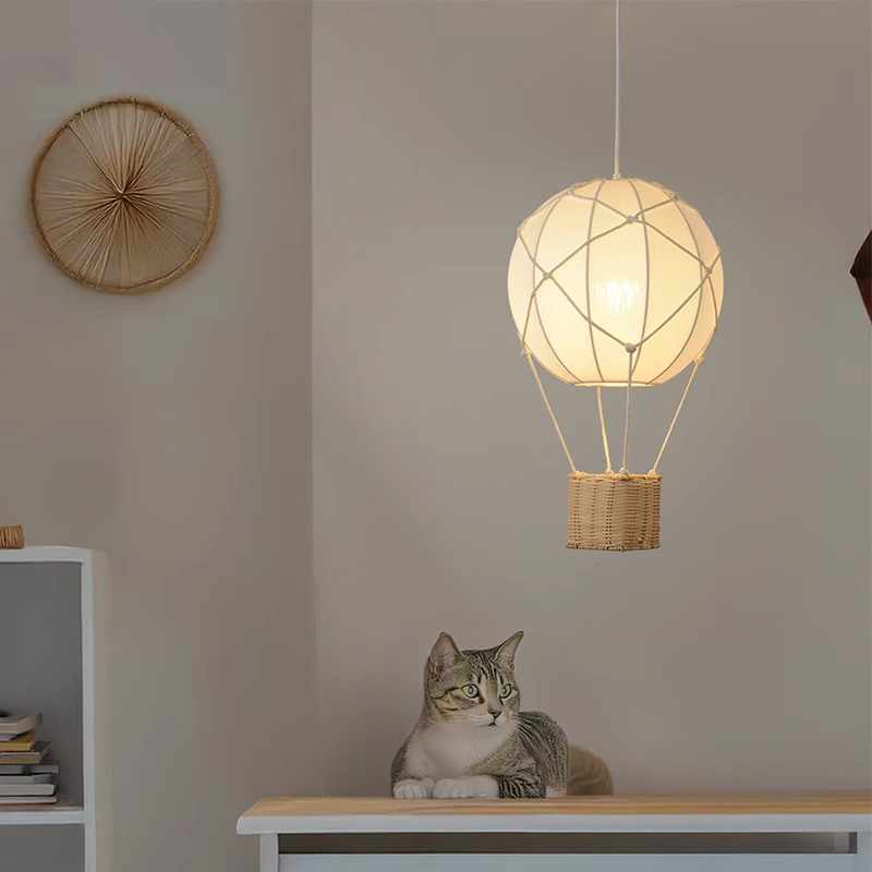 Baby Nursery Hot Air Balloon - 手作りの籐生地のシャンデリア,子供部屋,LEDライト,熱気球,男の子,女の子,寝室,ベッドサイド,ランプ用