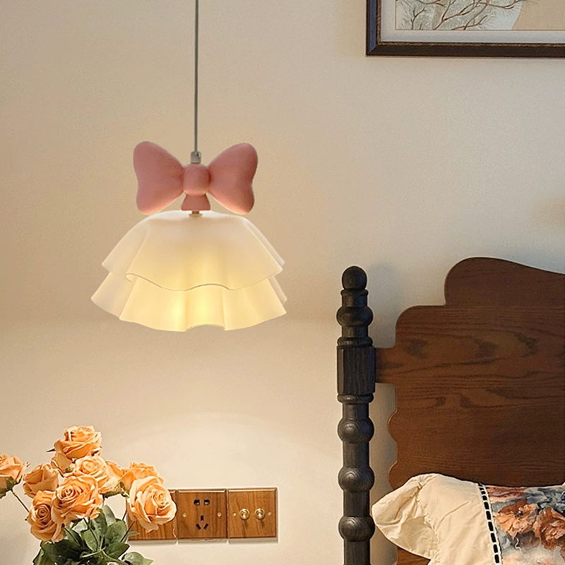 ピンクのリボン子供部屋シャンデリアかわいい女の子の寝室のベッ - Baby Nursery Hot Air Balloon のレビューと価格