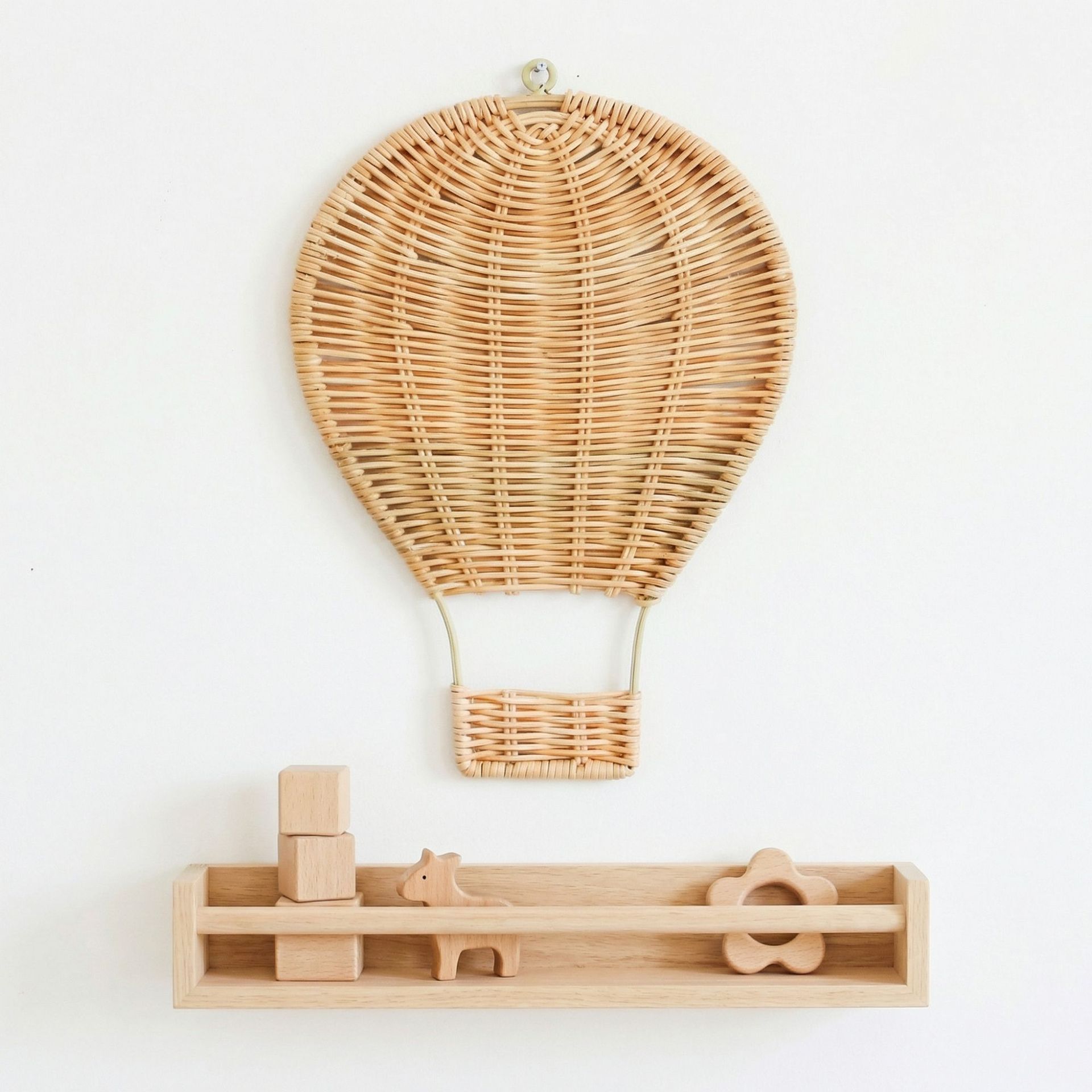 手作りラタン製熱気球ウォールハンギング、子供部屋保育園装飾、 - Baby Nursery Hot Air Balloon のレビューと価格